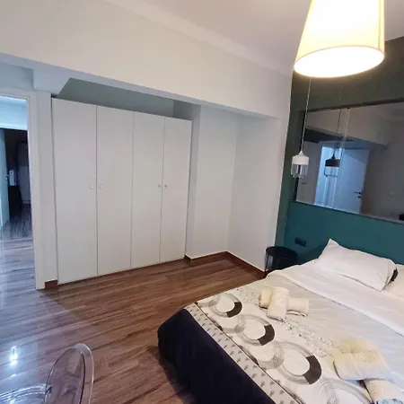 Luxury In The Heart Of The City. דירה